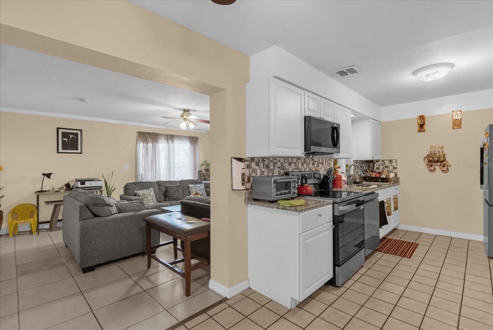 3620 Westgate Rd Property Photo 2