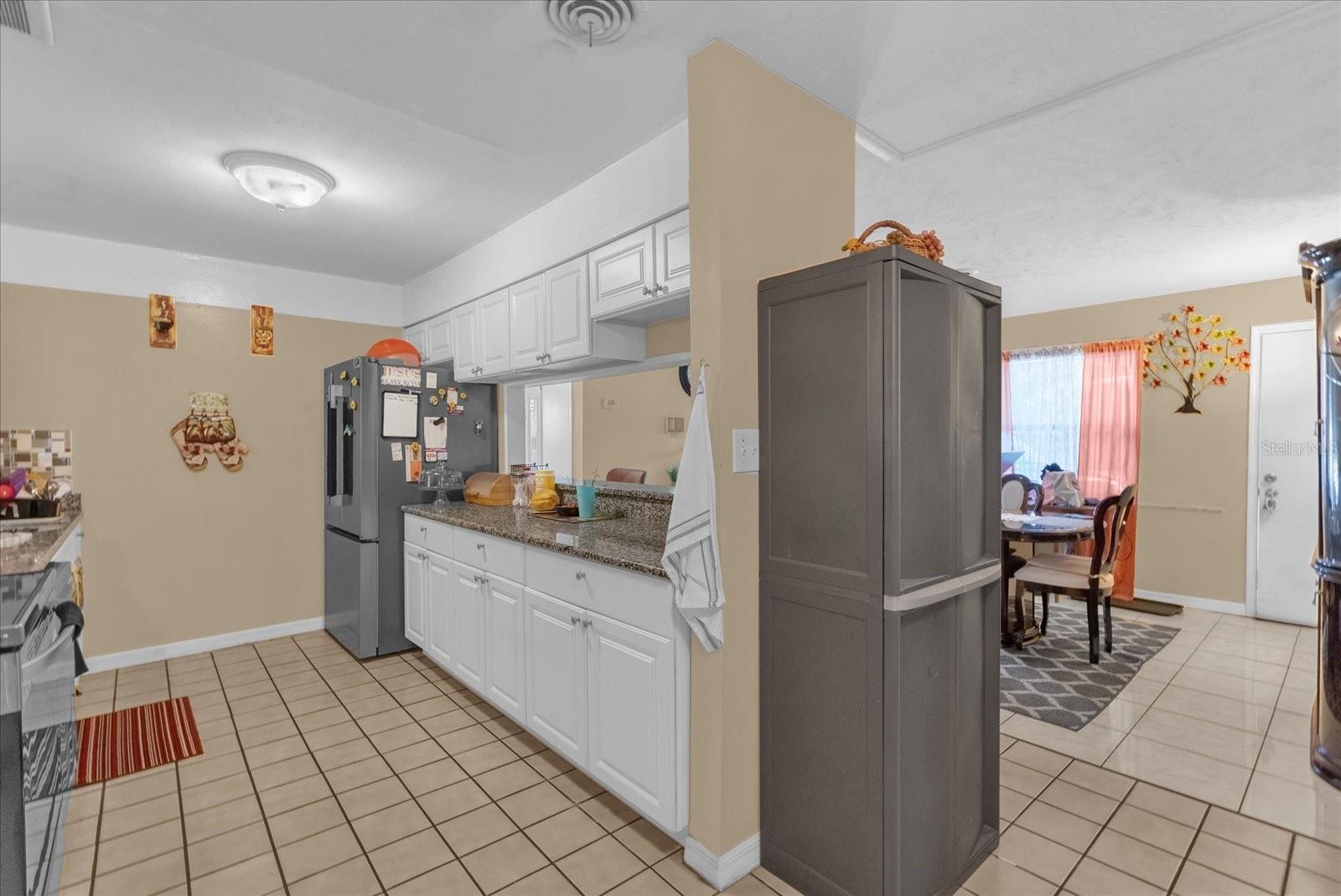 3620 Westgate Rd Property Photo 3
