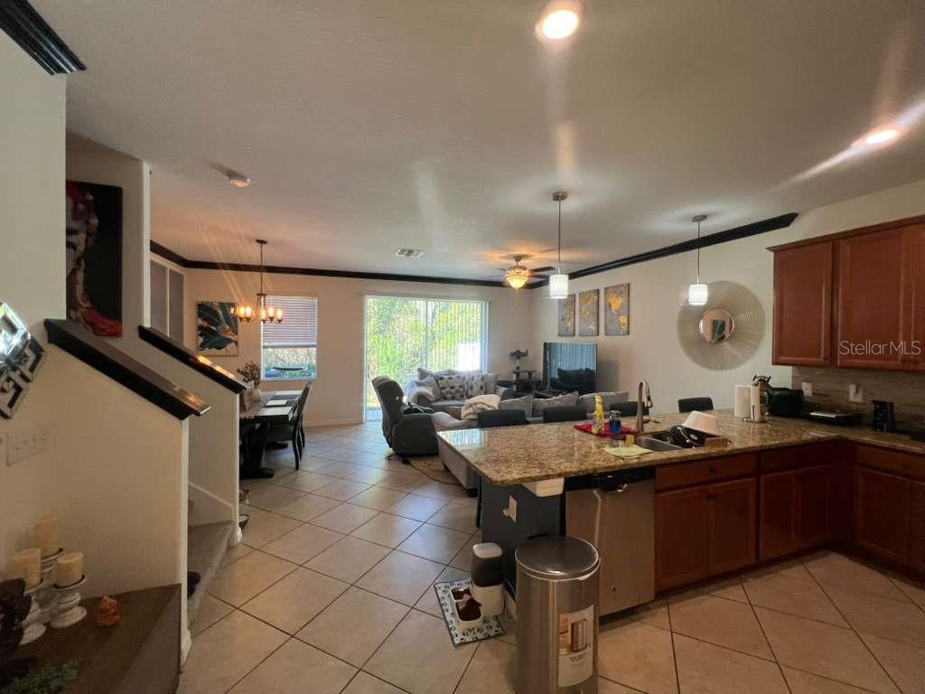 6453 Sedgeford Dr Property Photo 9