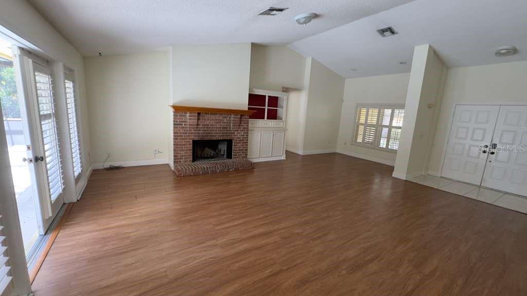 10106 Stanton Ct Property Photo 4