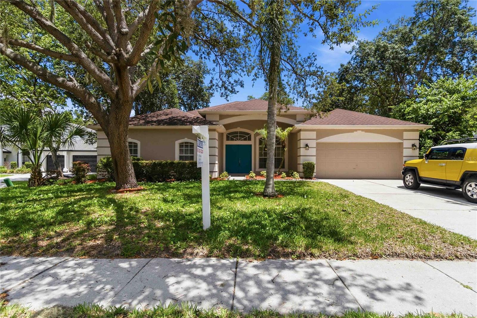 124 BLUE CREEK DR