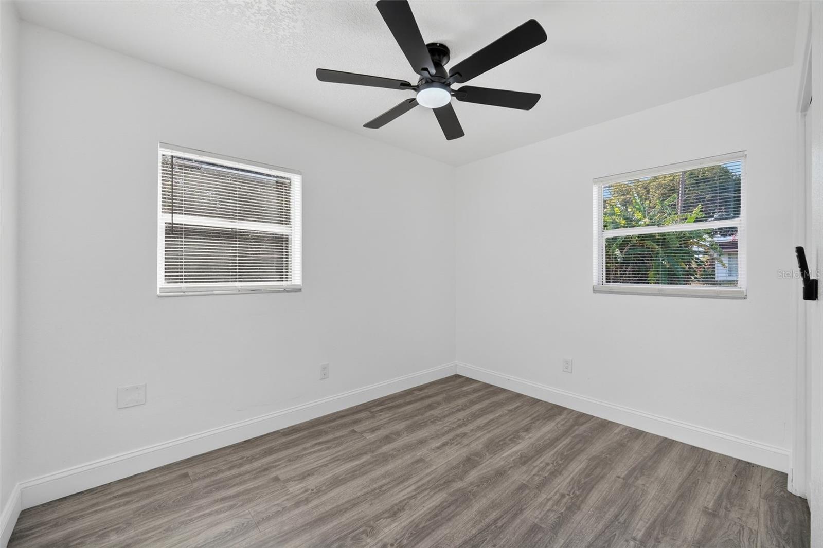3034 Touraine Ave Property Photo 49