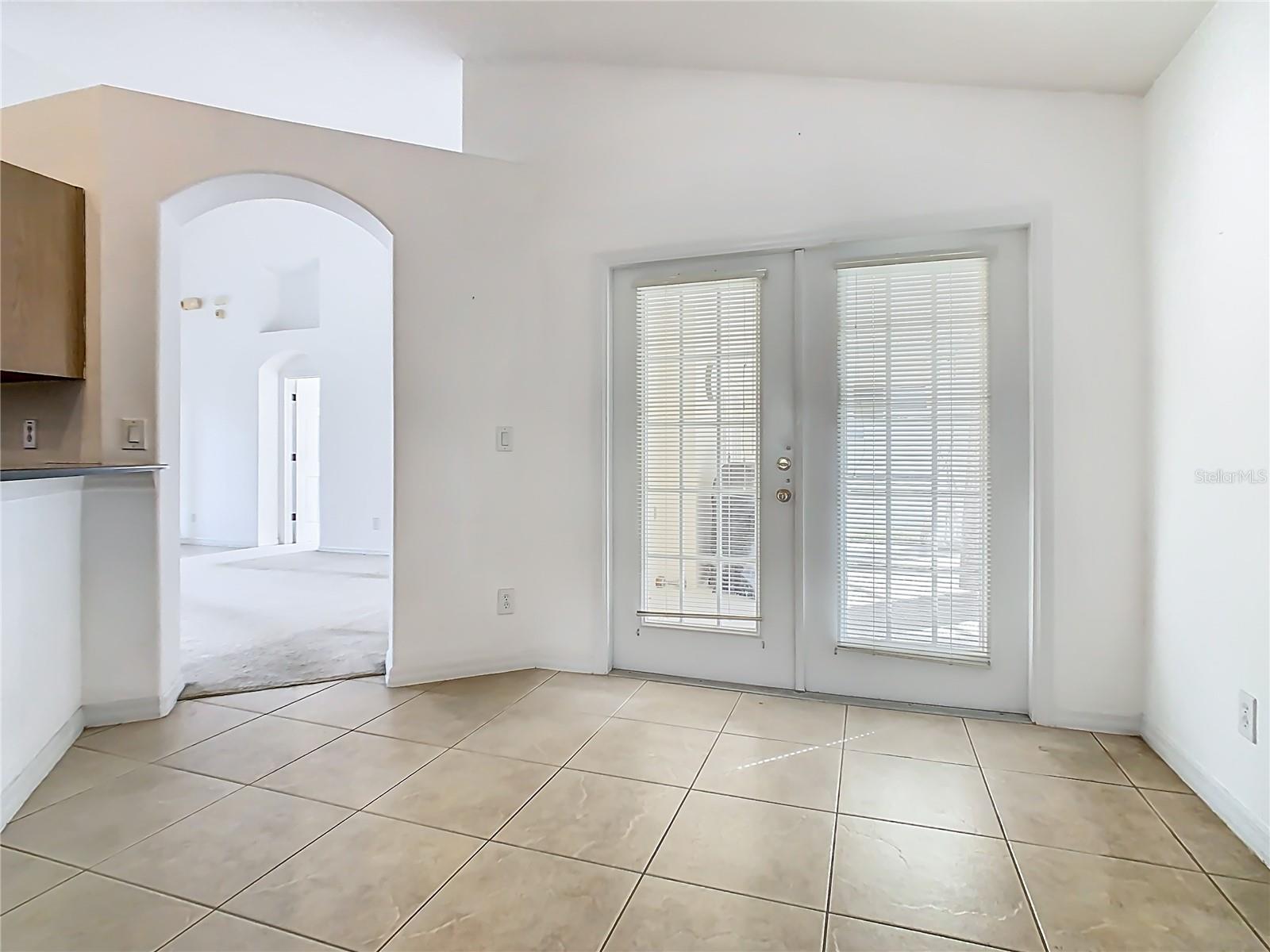 15825 Robin Hill Loop Property Photo 12