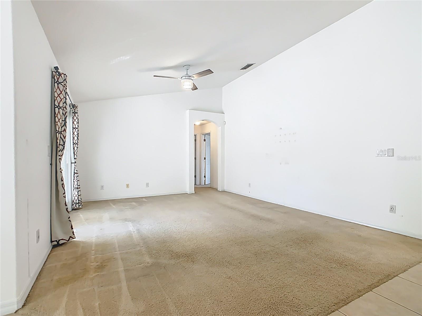 15825 Robin Hill Loop Property Photo 14