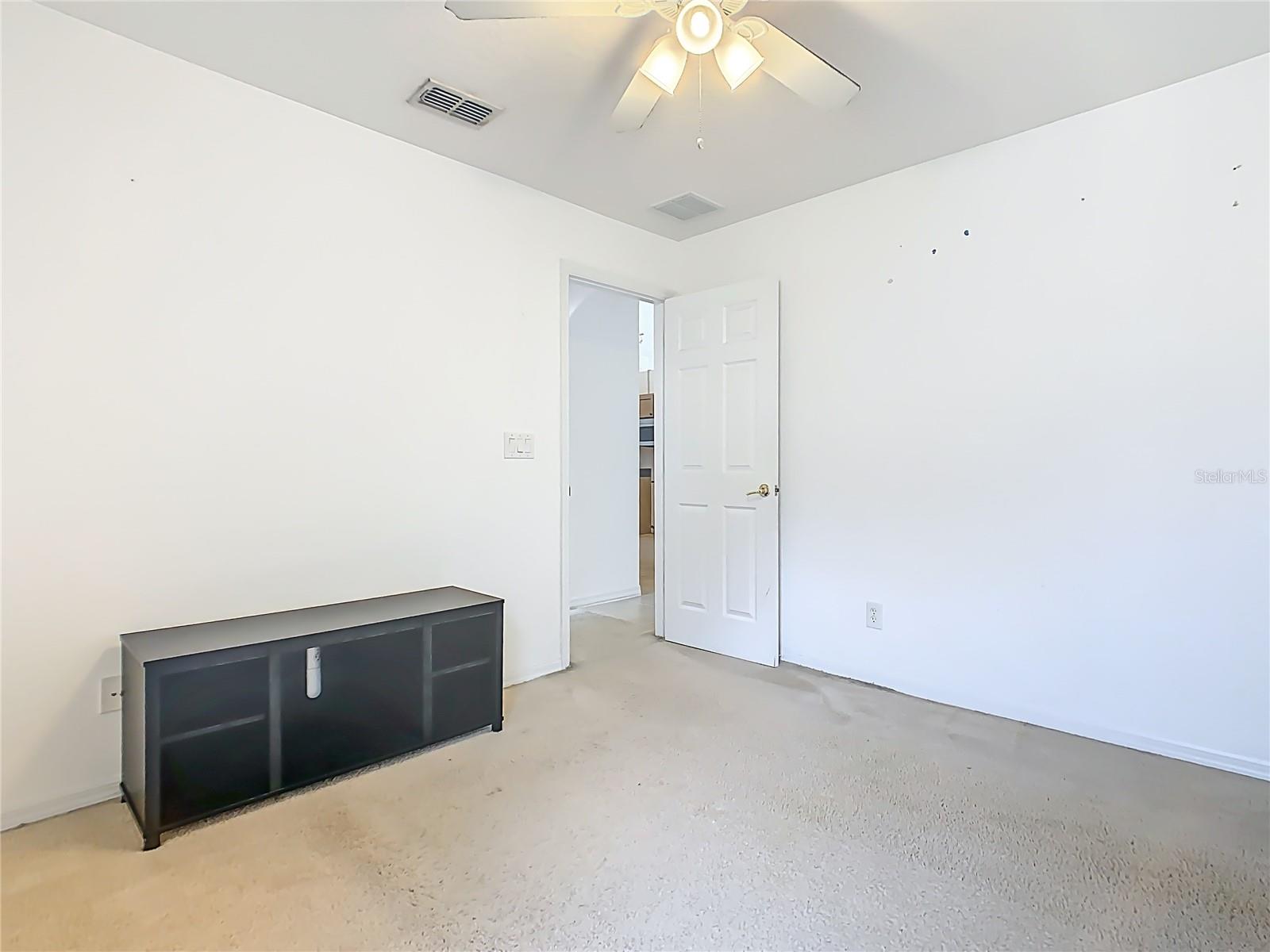 15825 Robin Hill Loop Property Photo 28