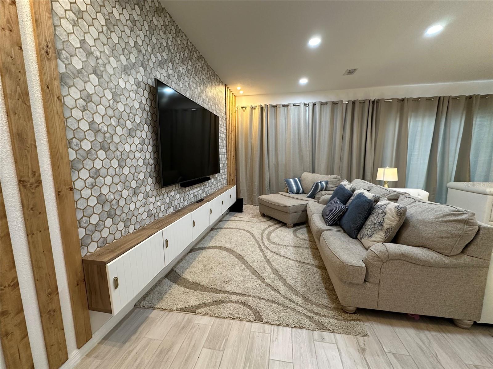 2403 Biscotto Cir Property Photo 12