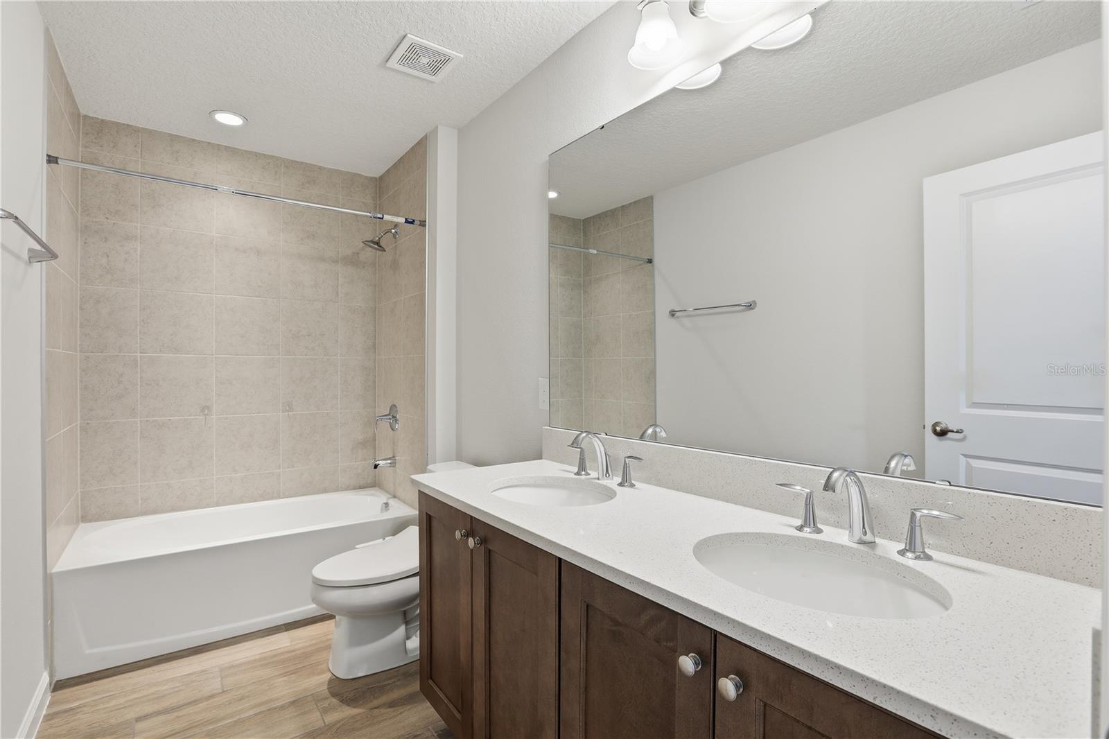 3610 Arbordale Loop Property Photo 30