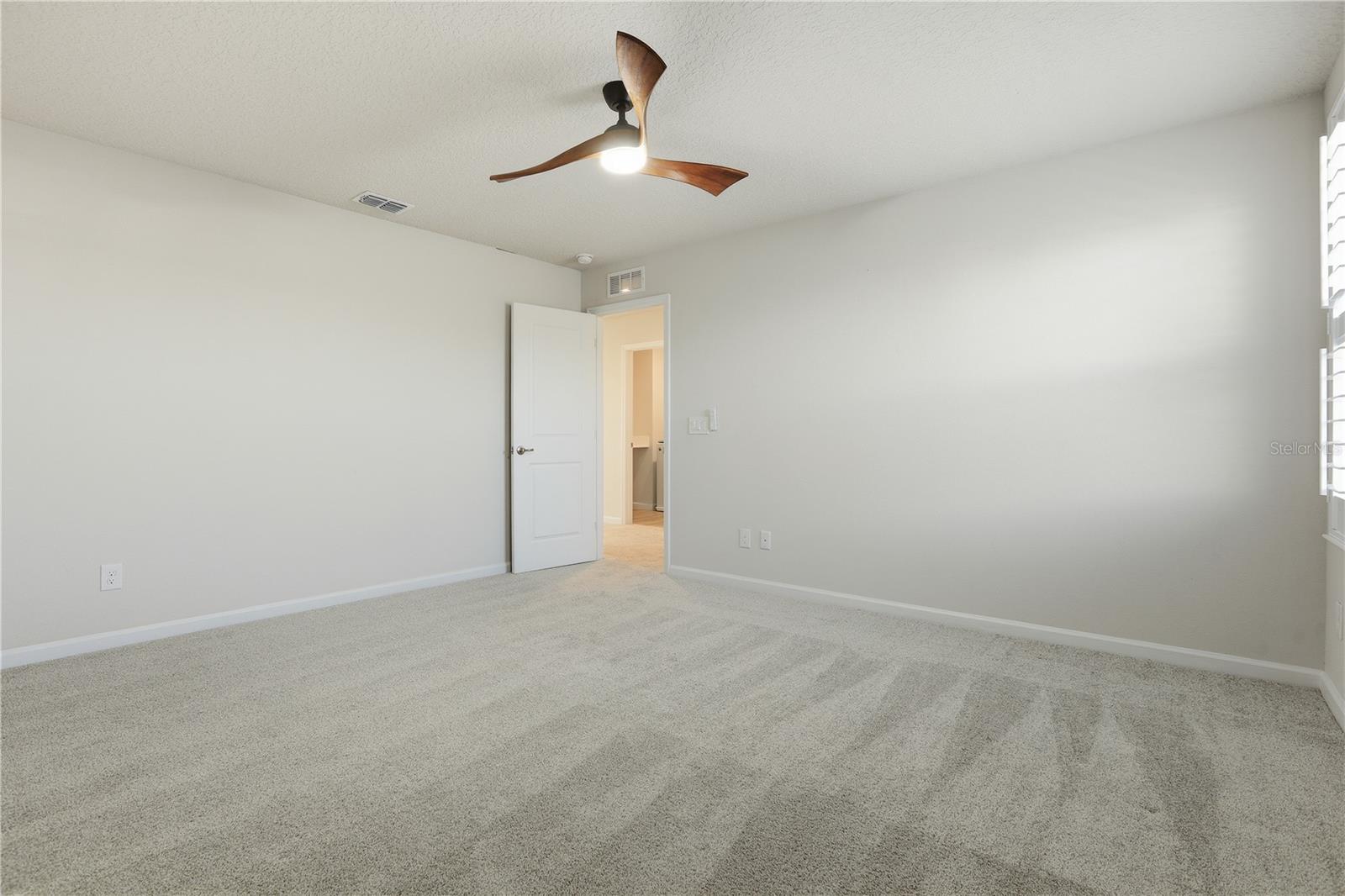 3610 Arbordale Loop Property Photo 32