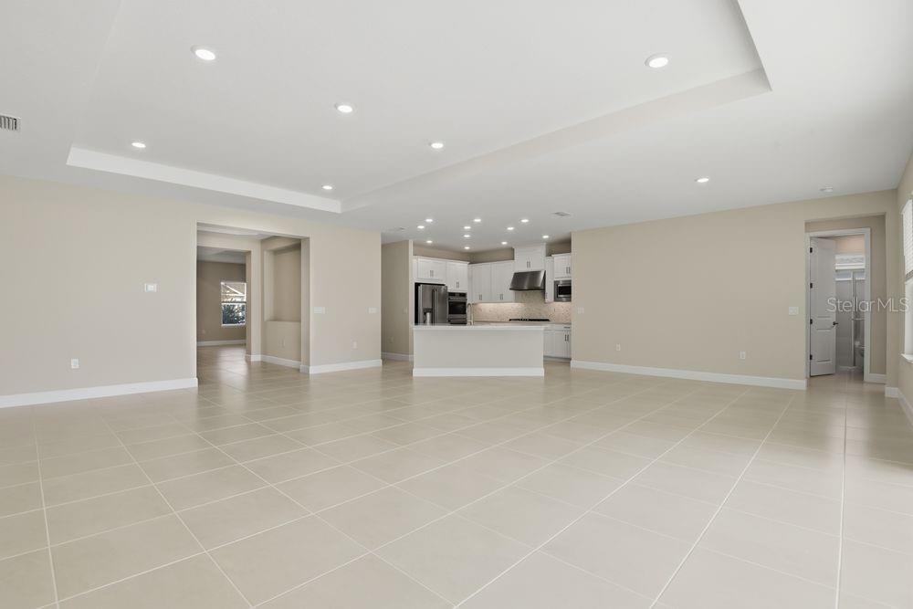 664 Junonia Blvd Property Photo 9