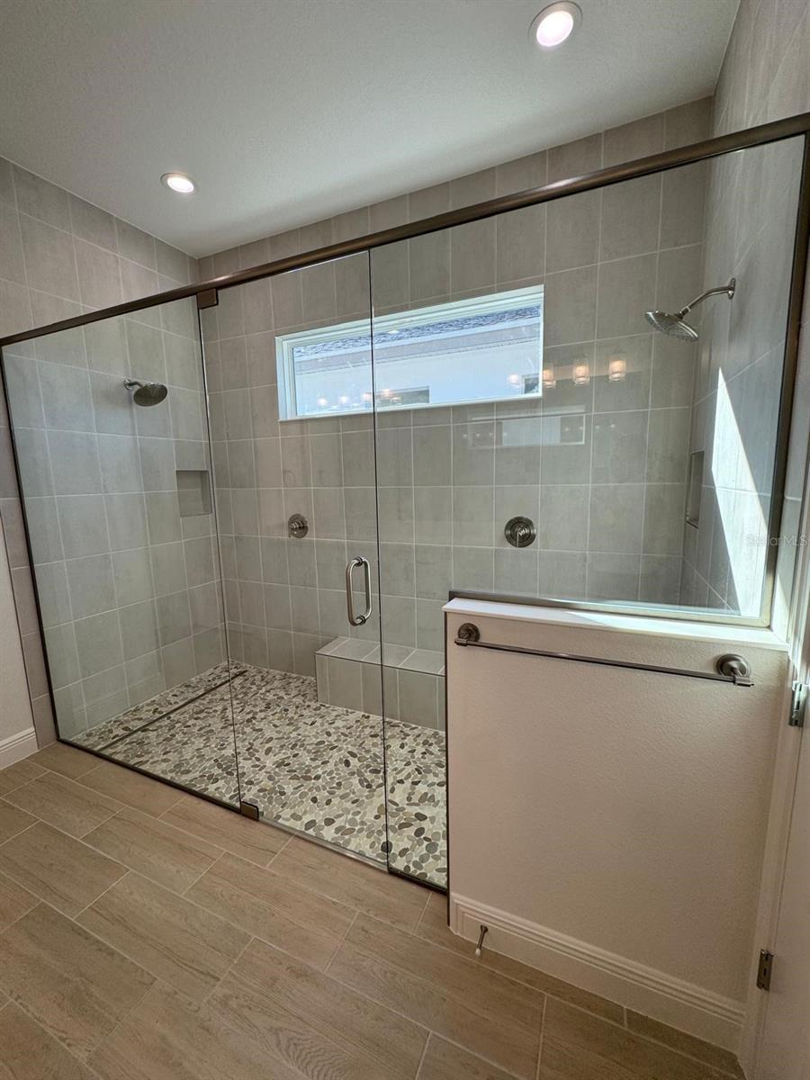 1138 Cliffhaven Ct Property Photo 18