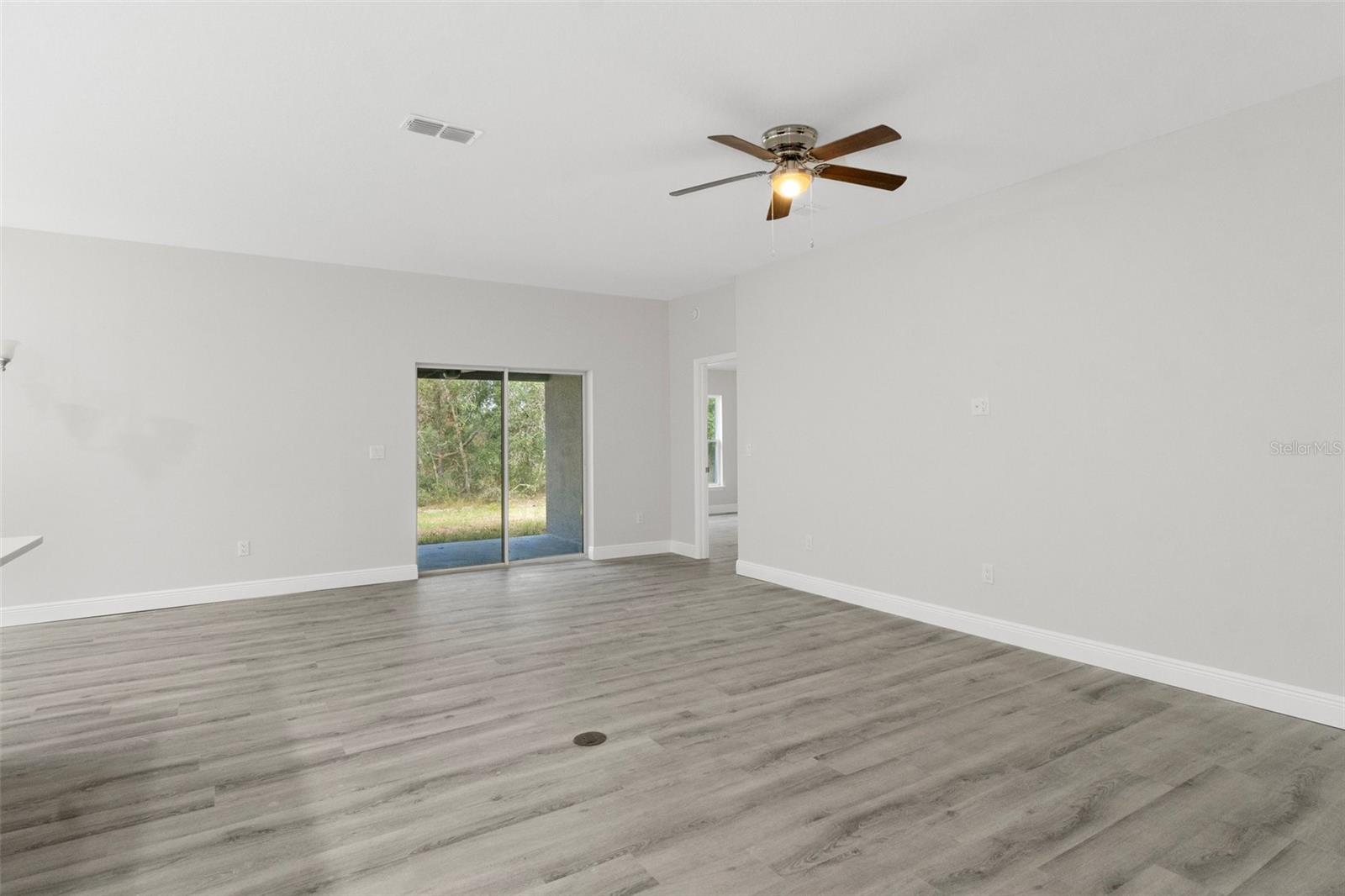 4855 E Princeton Ln Property Photo 4