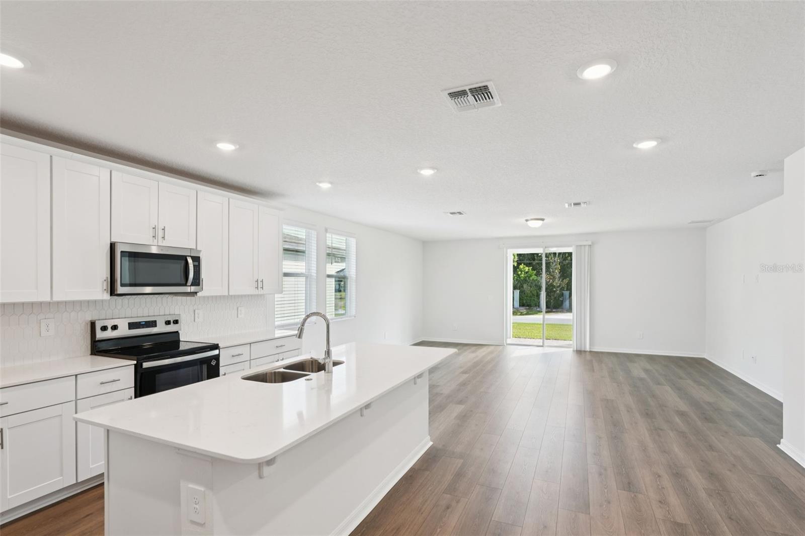 4525 Sidesaddle Trl Property Photo 10