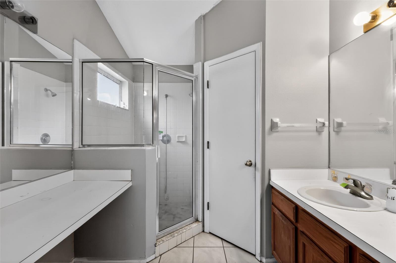 6516 Piccadilly Ln Property Photo 10