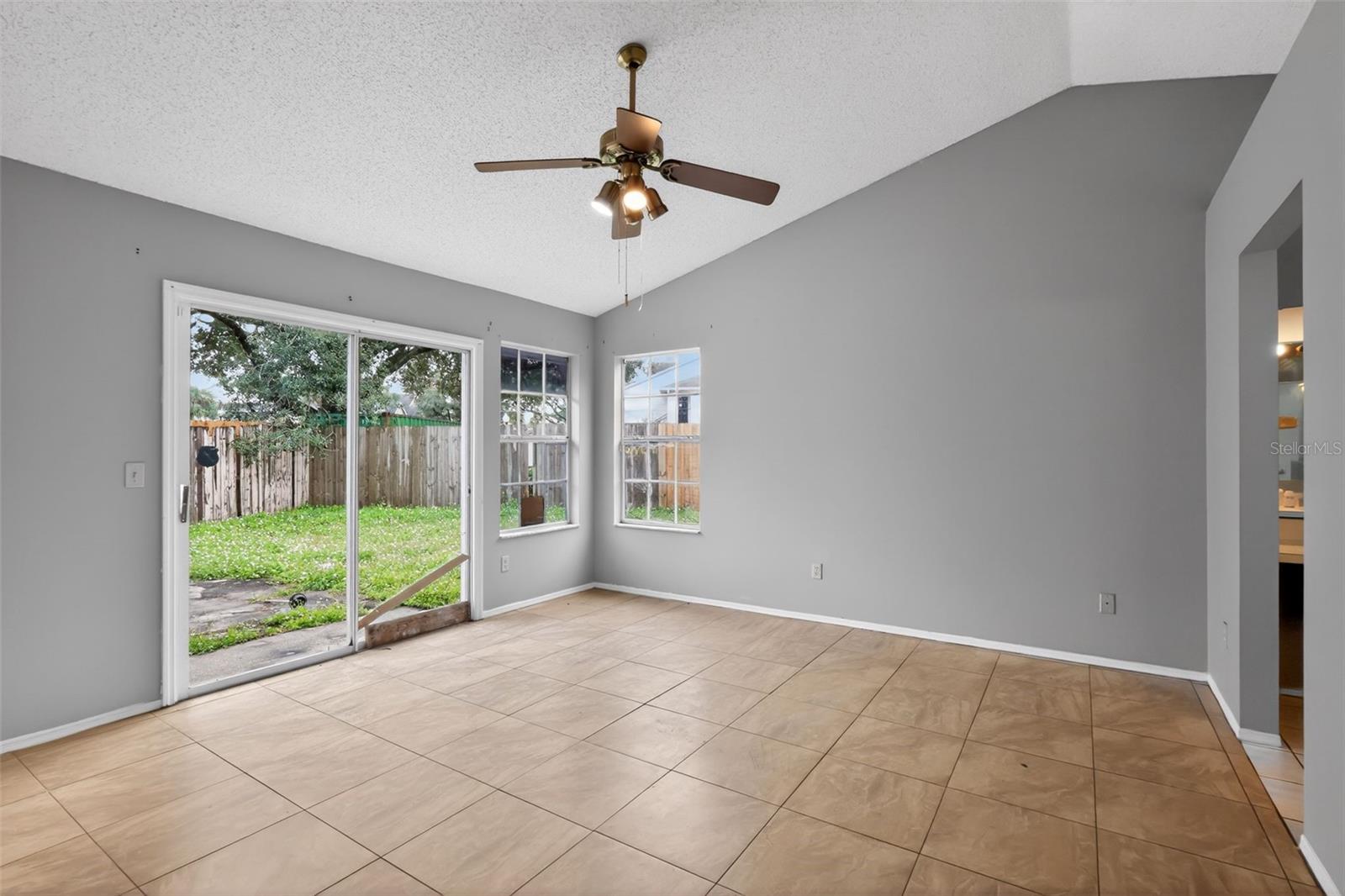 6516 Piccadilly Ln Property Photo 13
