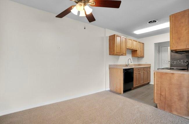 1695 Lee Rd #e204 Property Photo 8