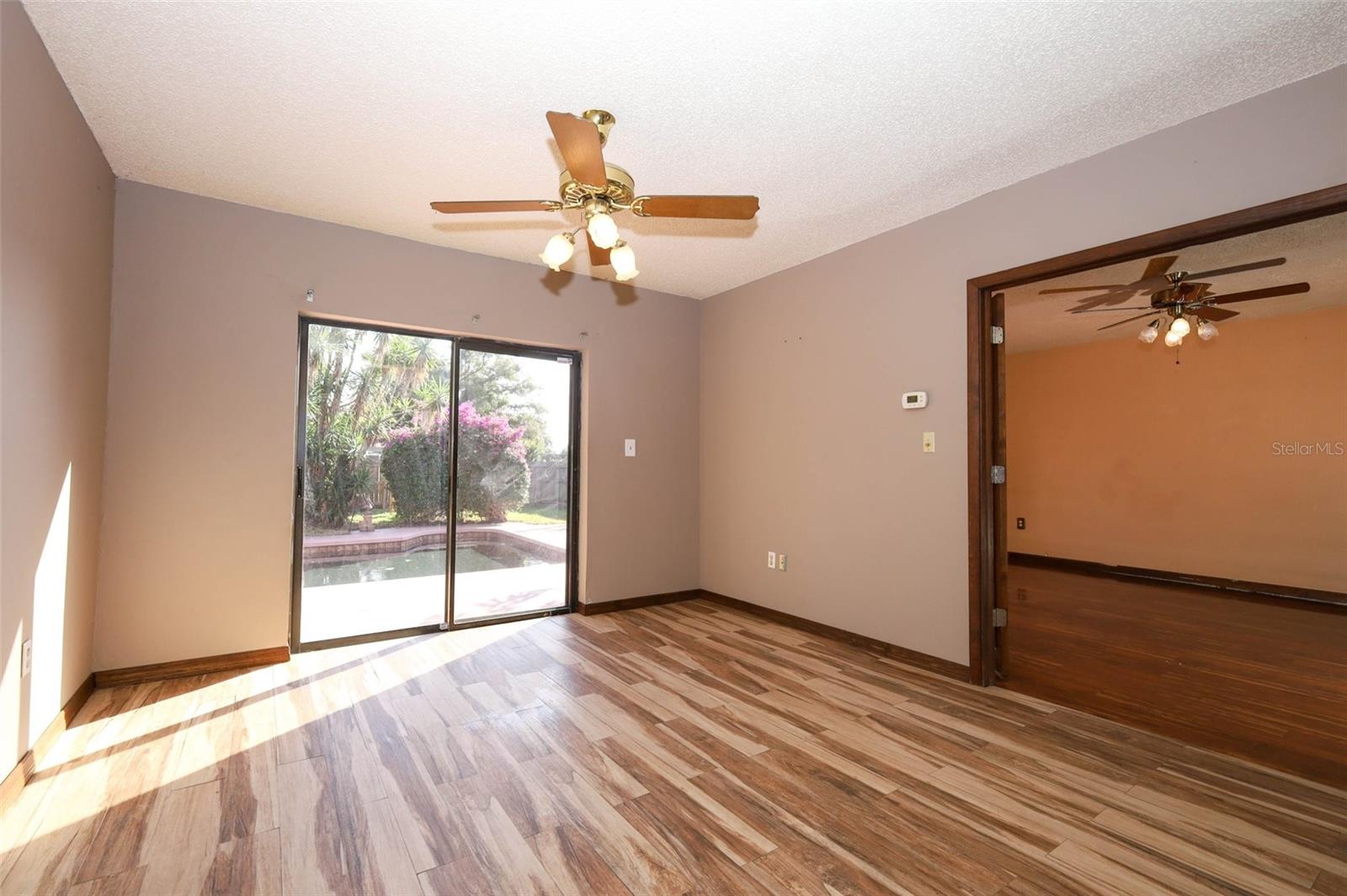 921 Eldridge St Property Photo 22