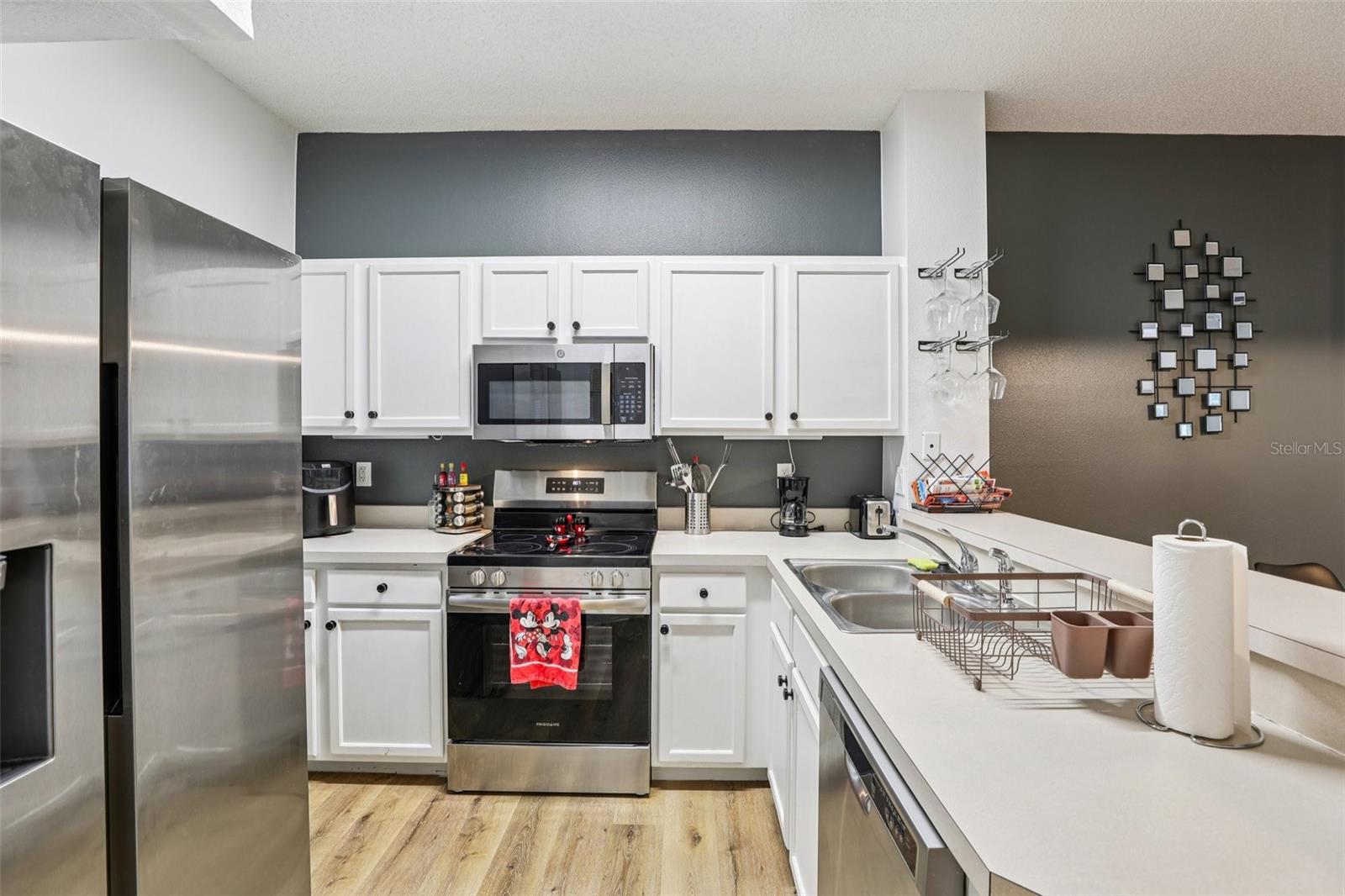 8419 Crystal Cove Loop Property Photo 10
