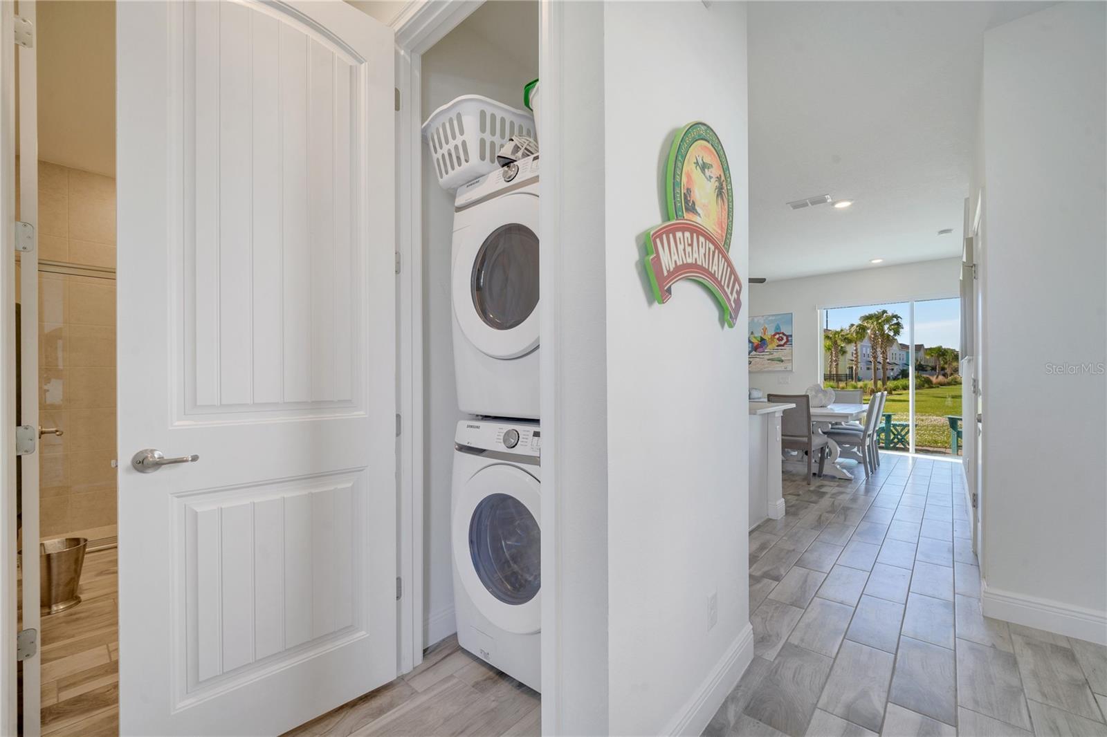 2958 Castaway Ln Property Photo 10