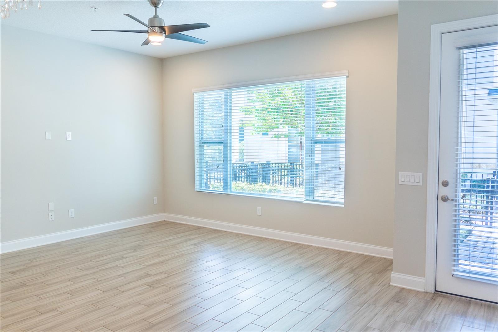 1011 Lychee Ct Property Photo 4