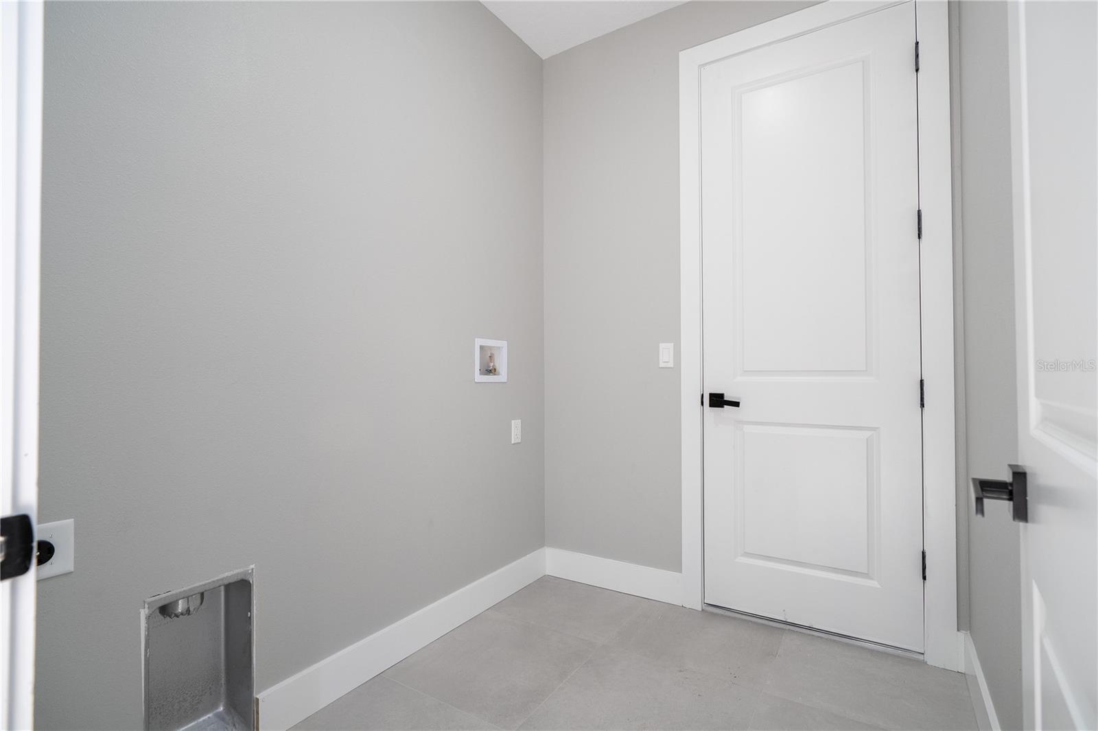 49 Santa Fe St Property Photo 33