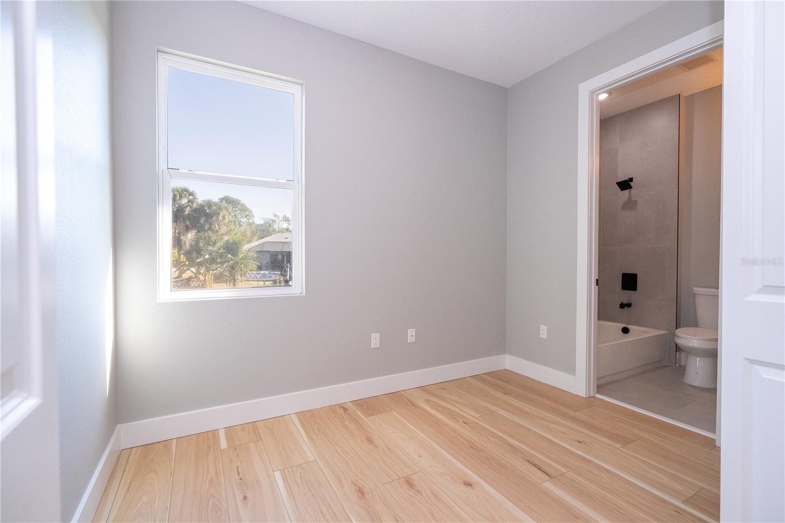 49 Santa Fe St Property Photo 60