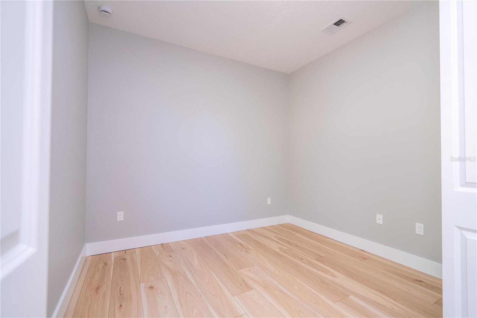 49 Santa Fe St Property Photo 67