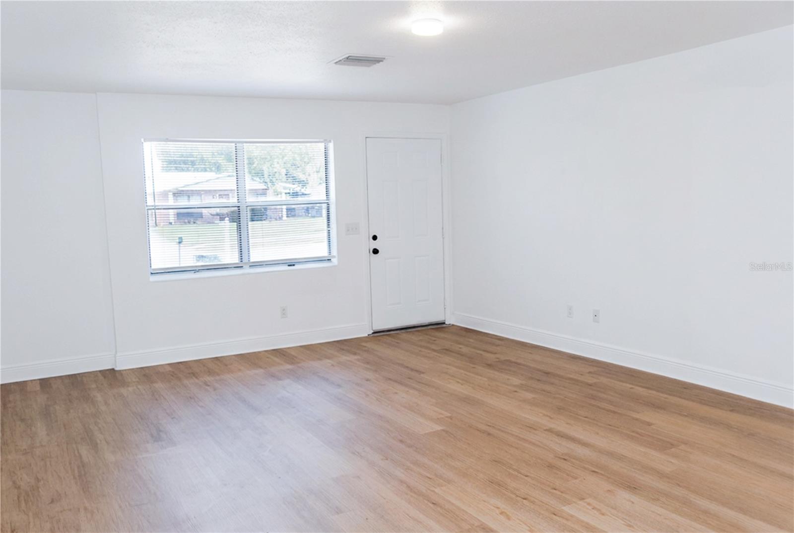 4340 Rosehill Ave Property Photo 11