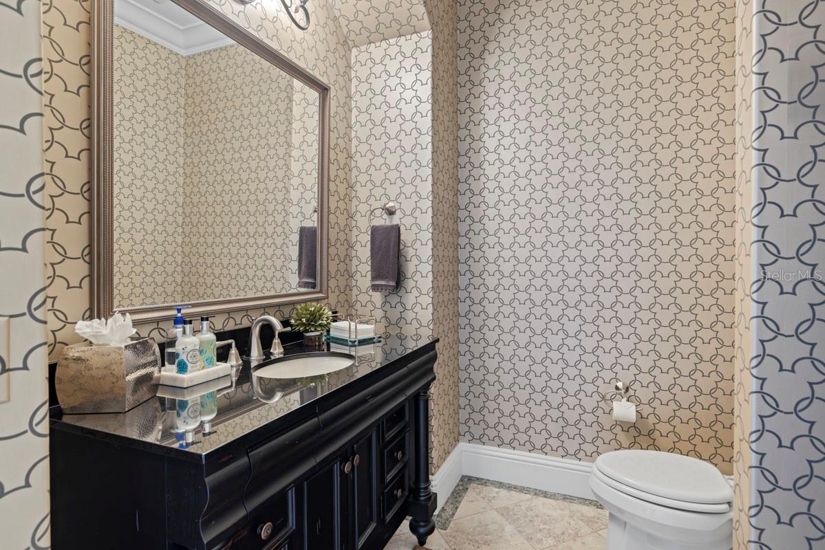 10024 Enchanted Oak Dr Property Photo 18