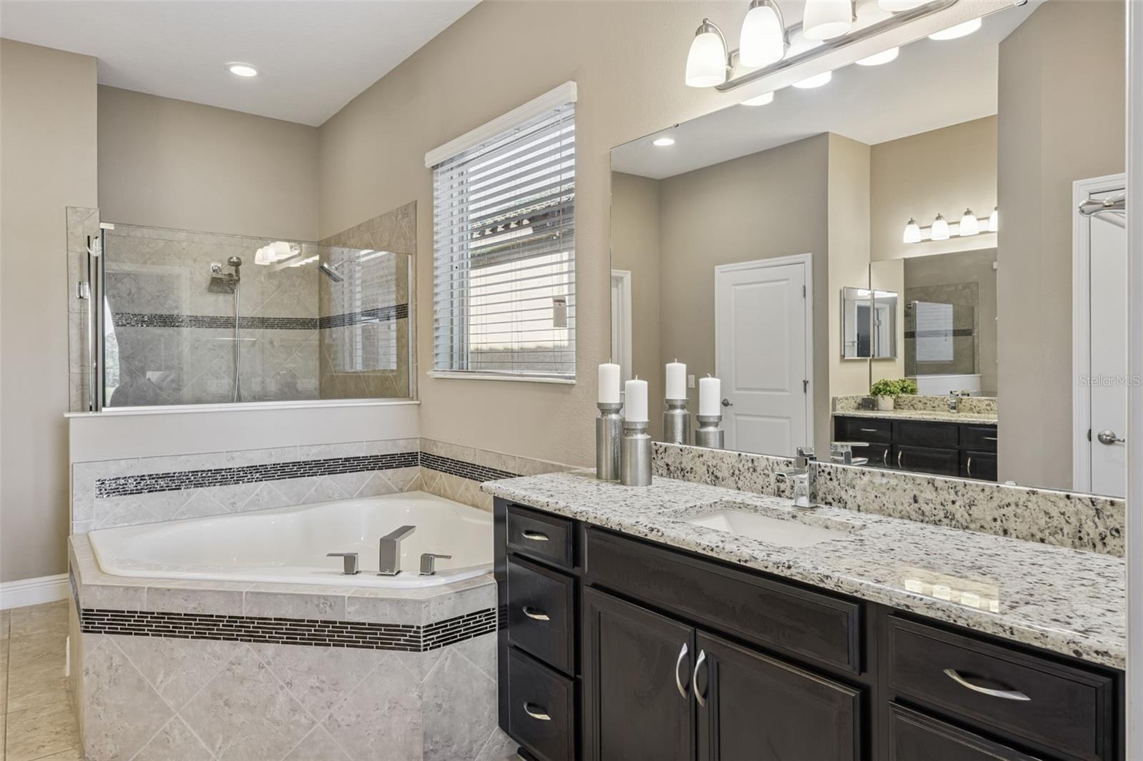 9207 Busaco Park Way Property Photo 27