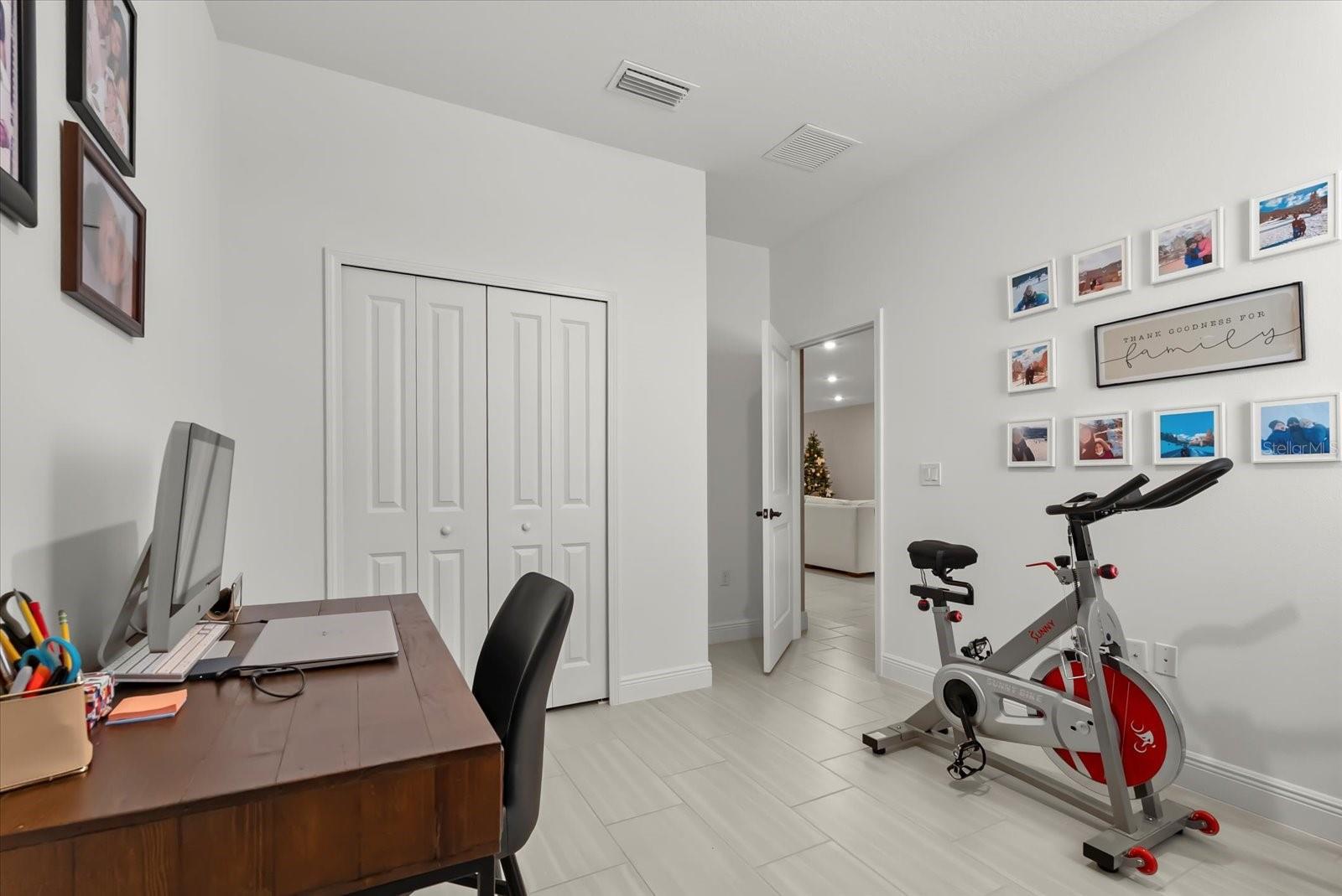 2124 Keystone Pass Blvd Property Photo 23
