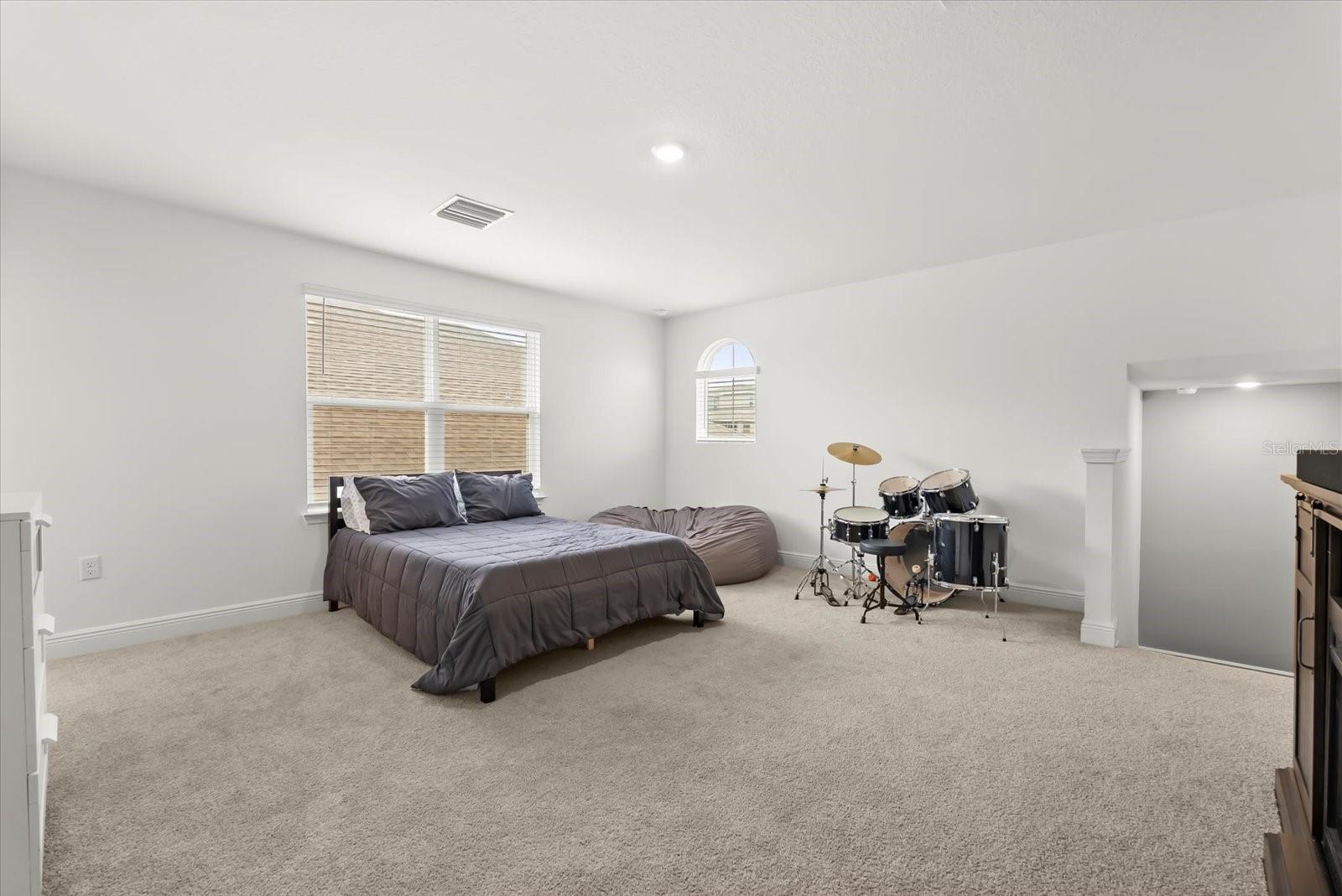2124 Keystone Pass Blvd Property Photo 24