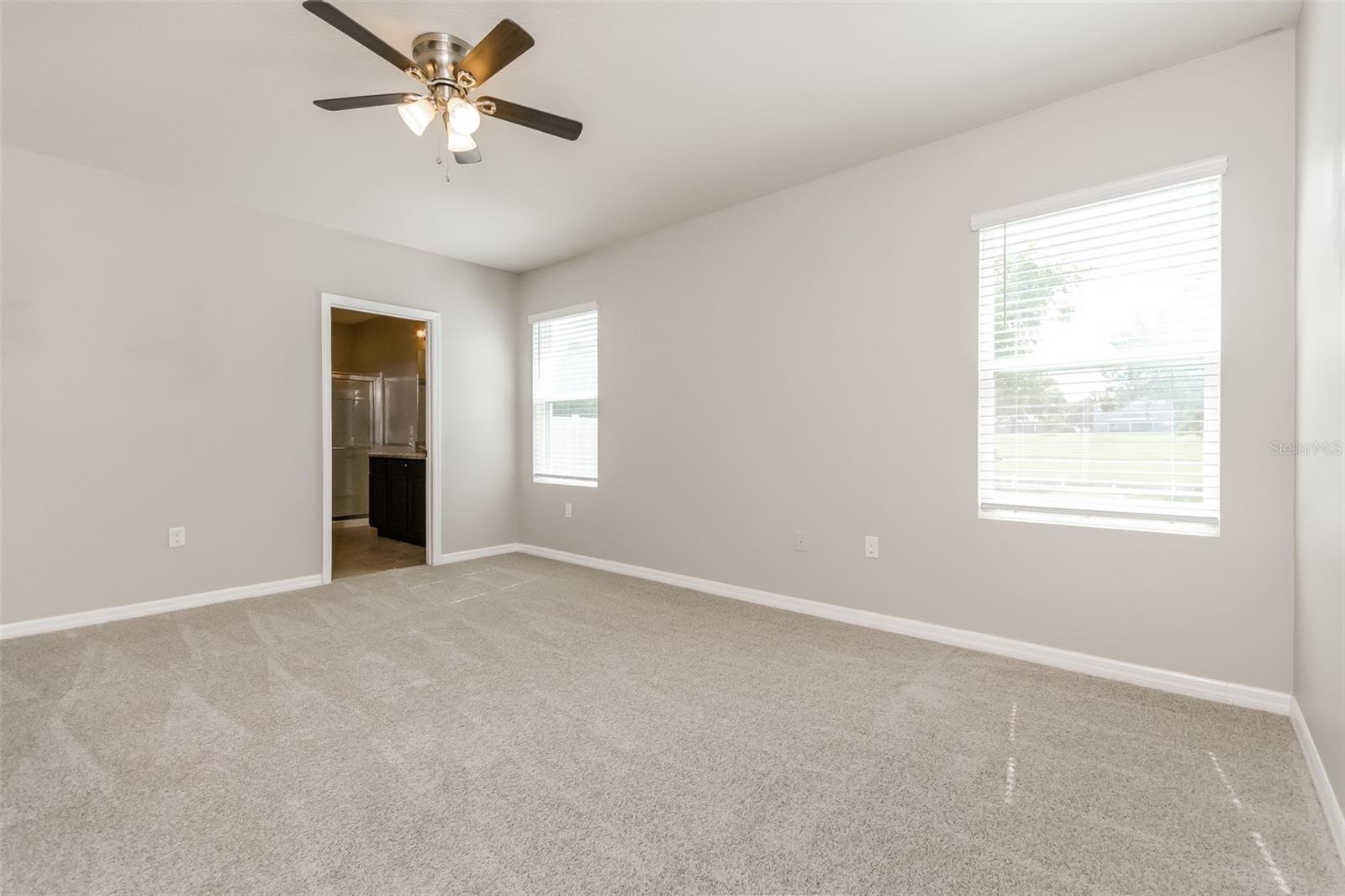 571 Autumn Stream Dr Property Photo 10