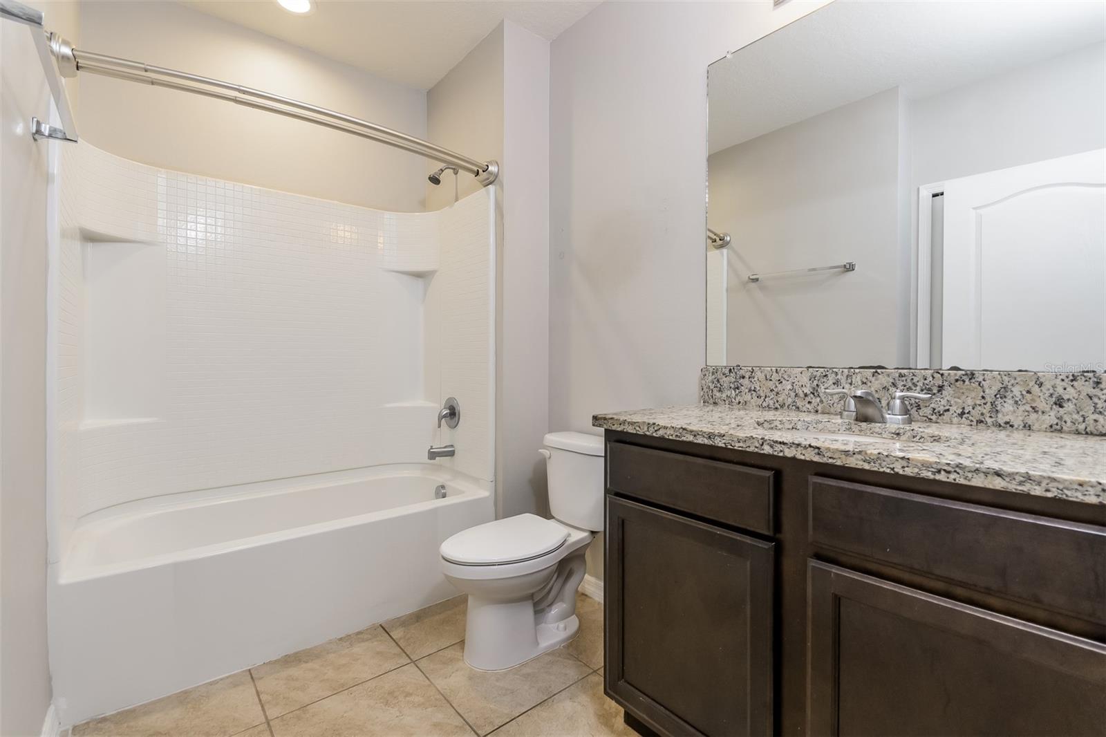 571 Autumn Stream Dr Property Photo 19