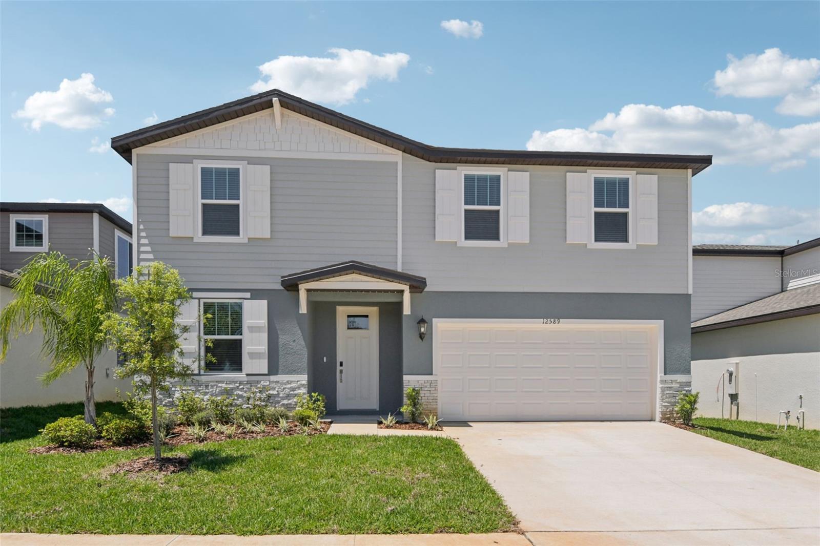 12589 Homeland Dr Property Photo 1