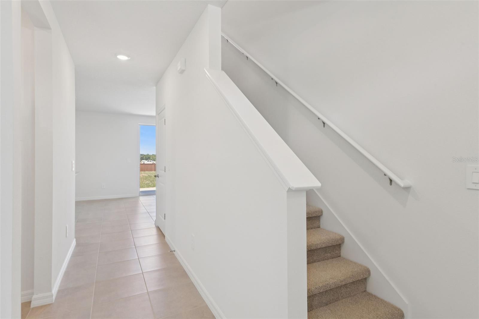 12589 Homeland Dr Property Photo 5
