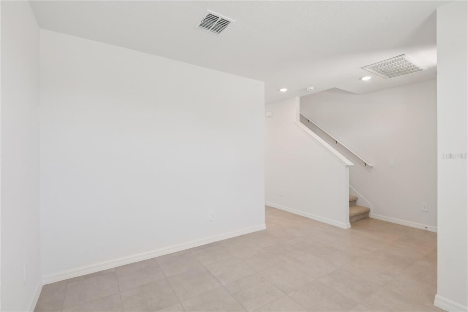 12589 Homeland Dr Property Photo 17