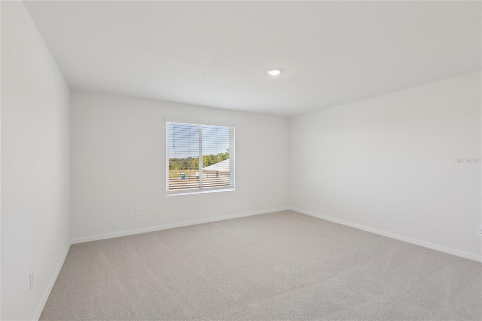 12589 Homeland Dr Property Photo 23