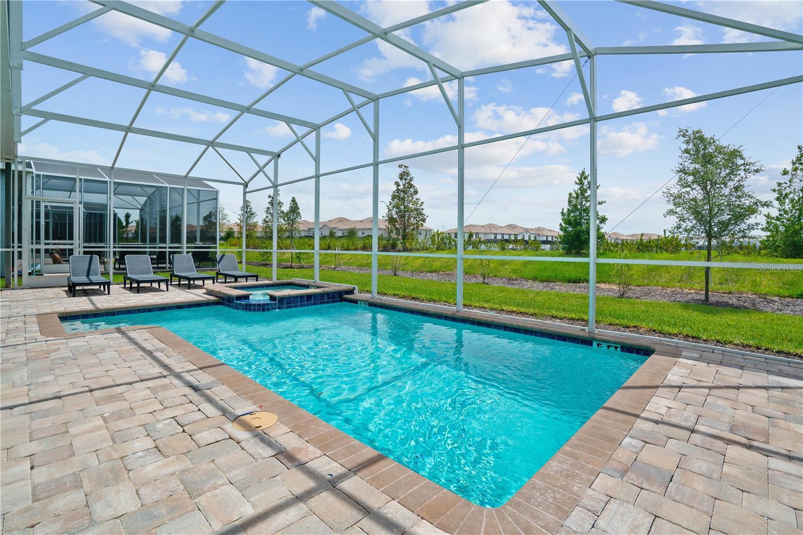1520 Maidstone Ct Property Photo 34