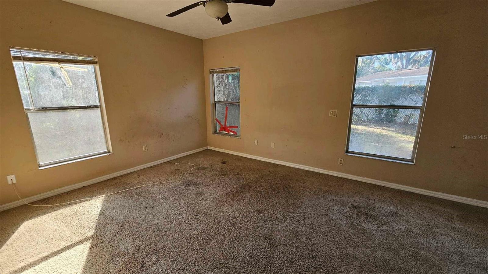 1017 Cypress St Property Photo 7