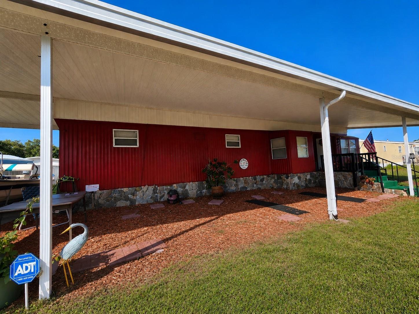 3074 Larkin Rd Property Photo 1