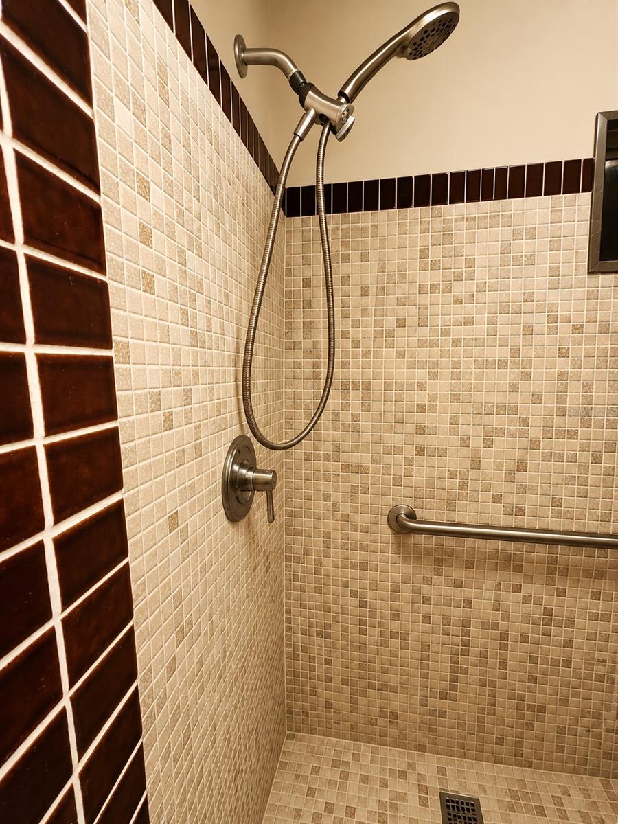 3074 Larkin Rd Property Photo 10