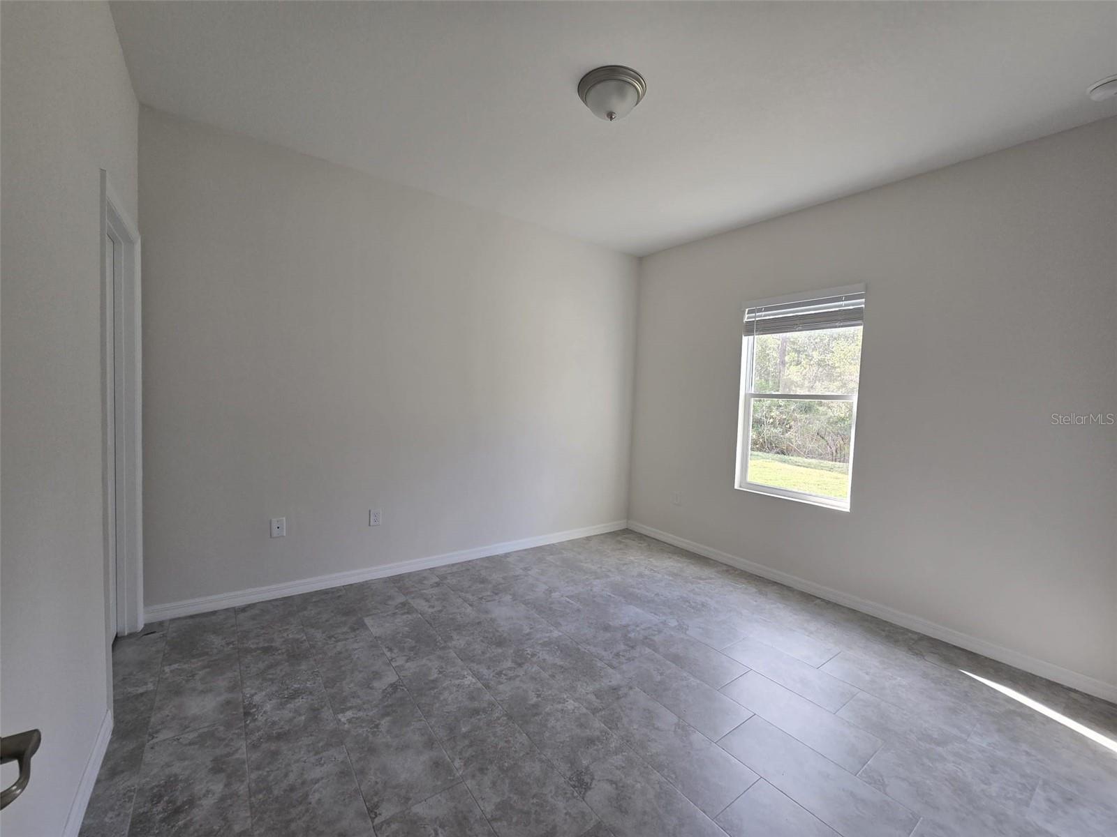 546 Imperial Pl #548 Property Photo 6