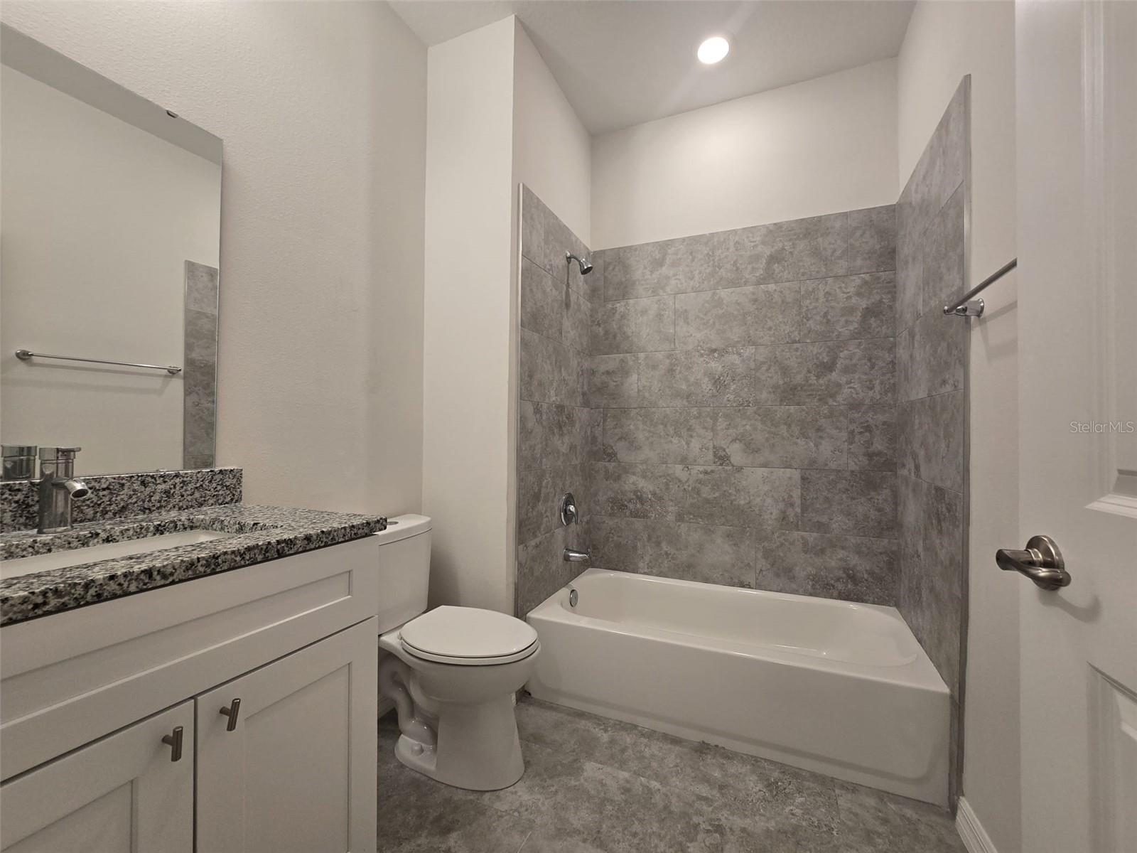 546 Imperial Pl #548 Property Photo 12