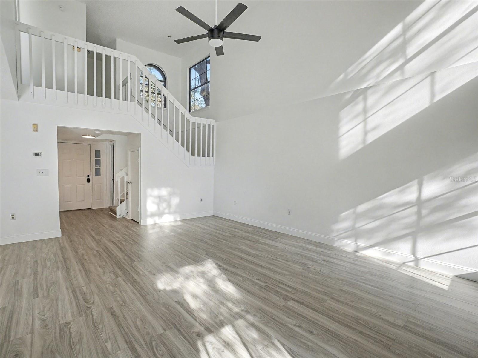 1196 Indian Bluff Property Photo 15