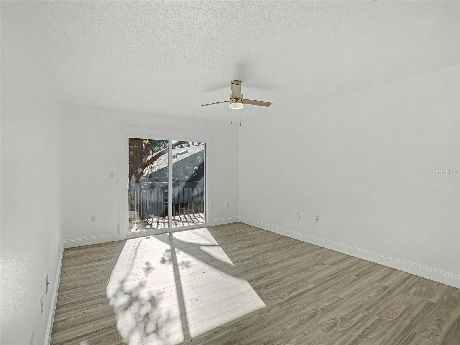 1196 Indian Bluff Property Photo 23