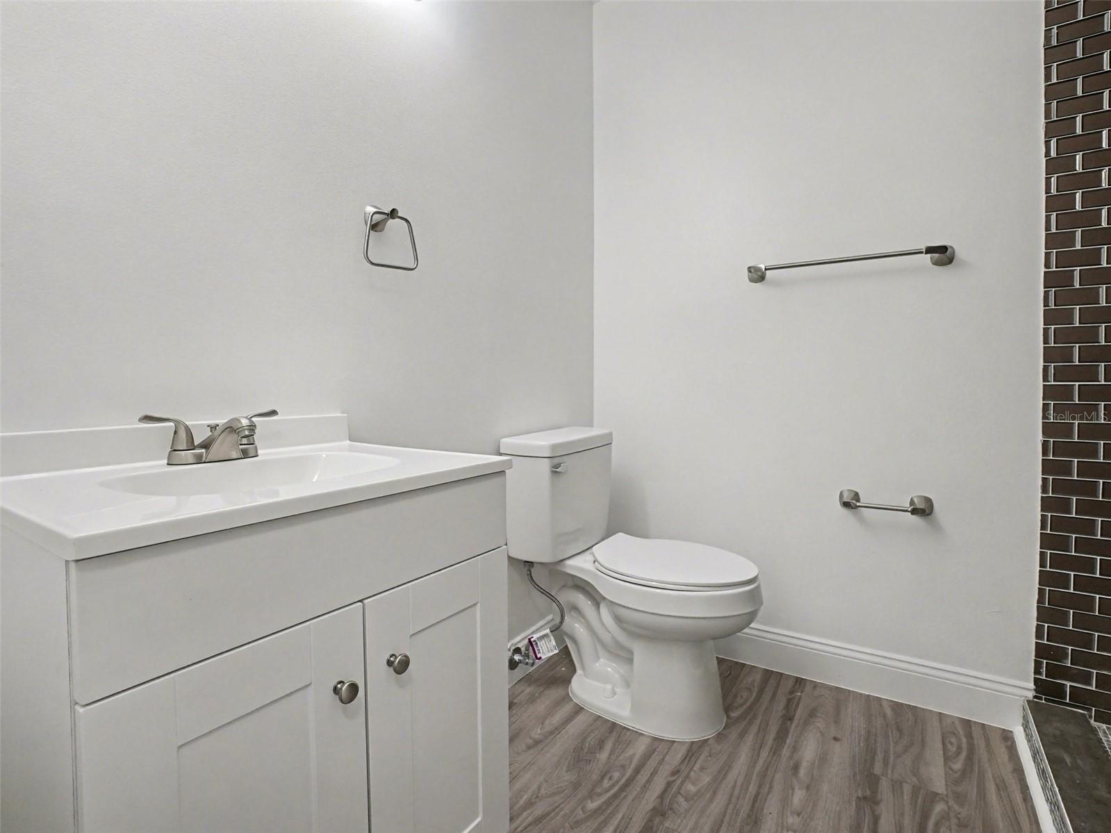 1196 Indian Bluff Property Photo 26