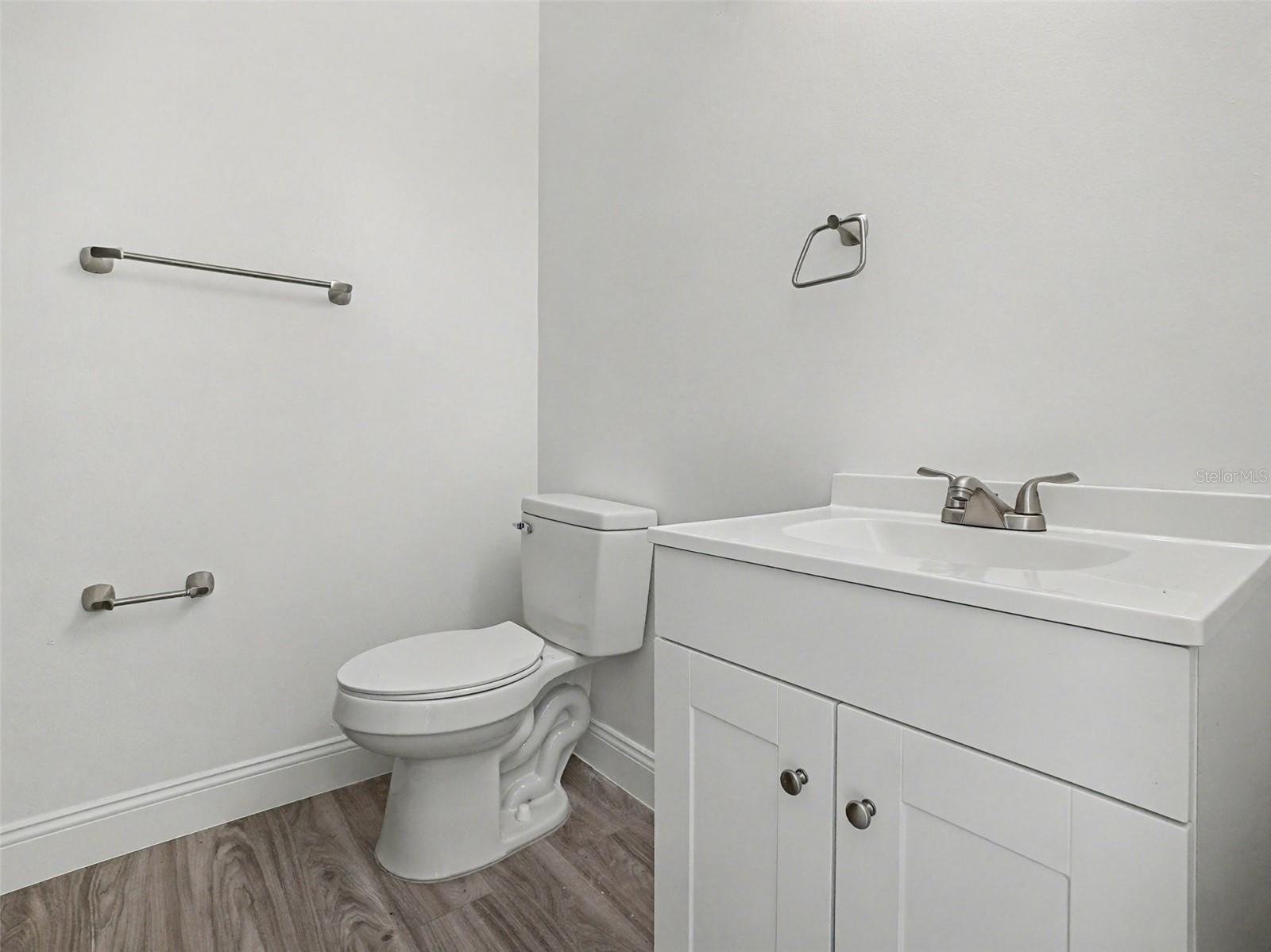 1196 Indian Bluff Property Photo 32