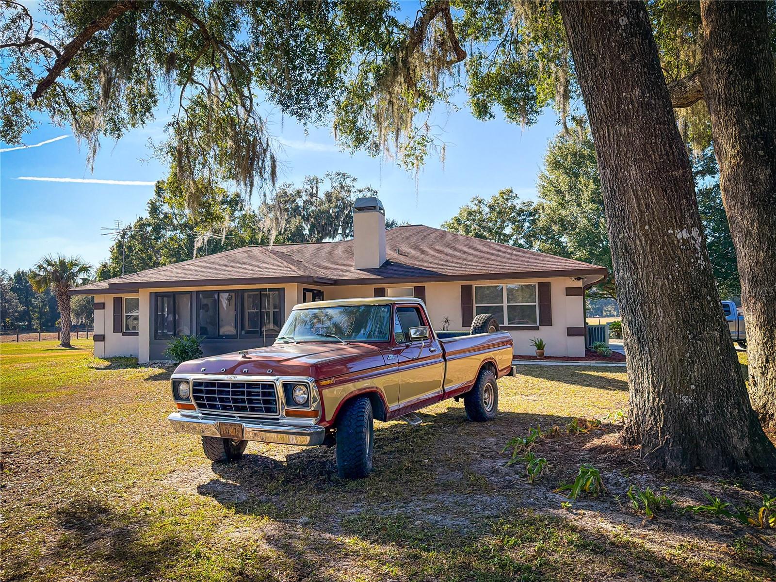 1199 Cr 542g Property Photo 1