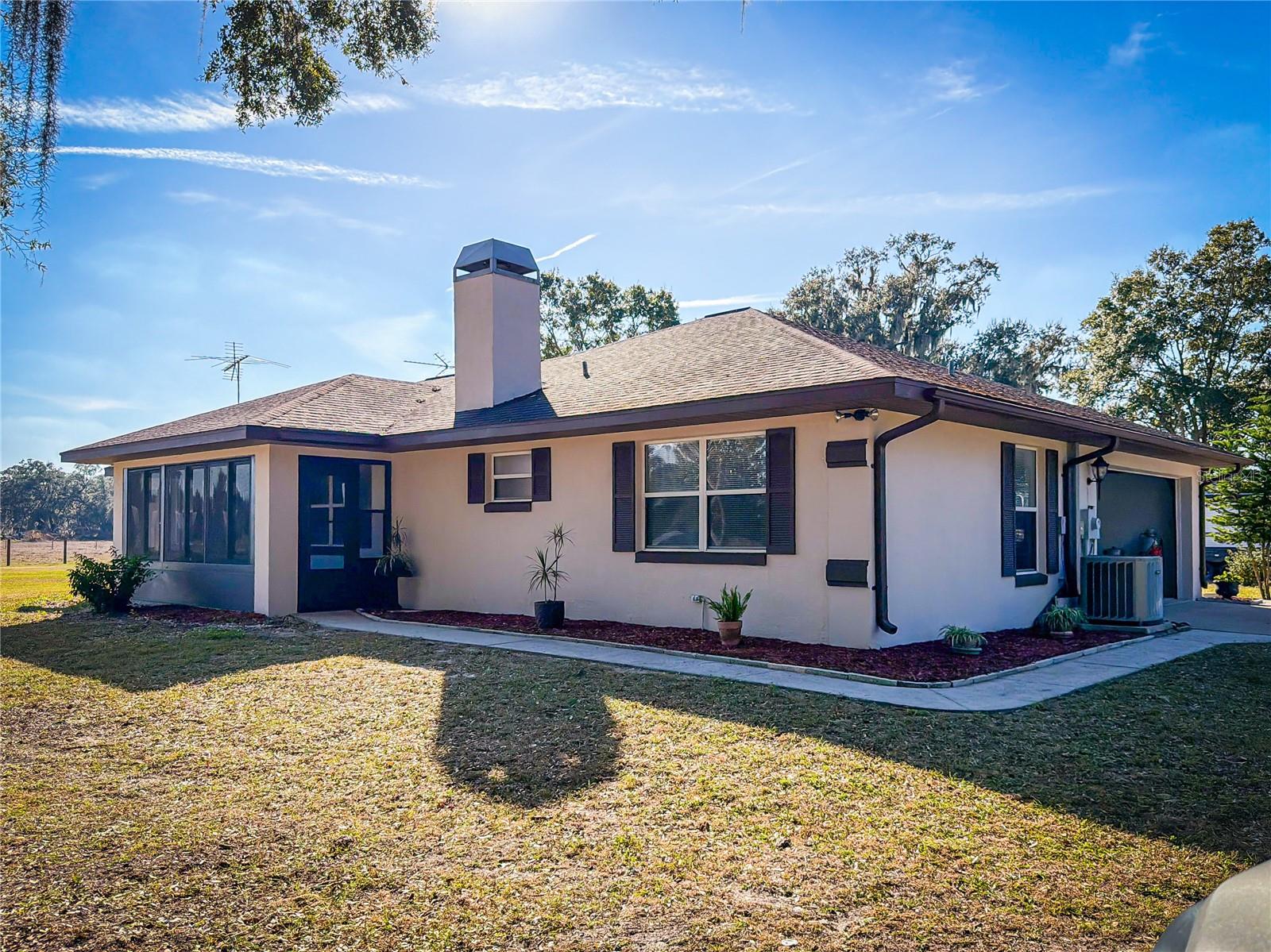 1199 Cr 542g Property Photo 4