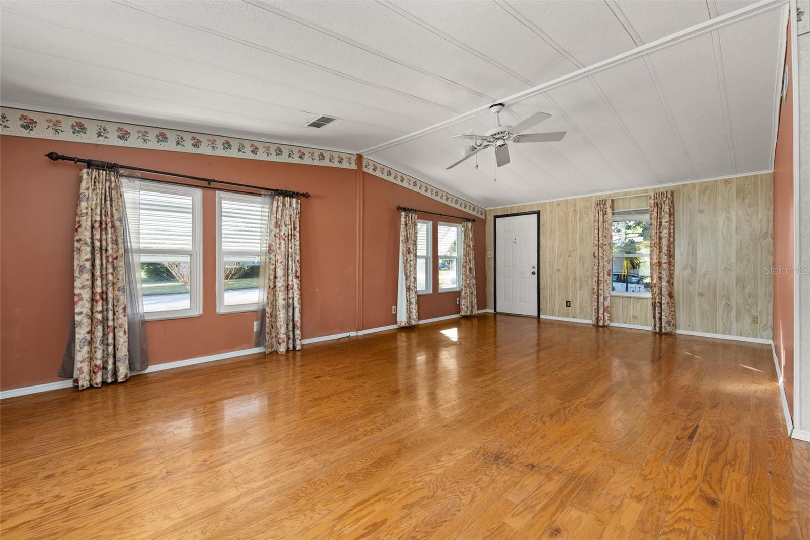 2118 Canopy Cir Property Photo 25